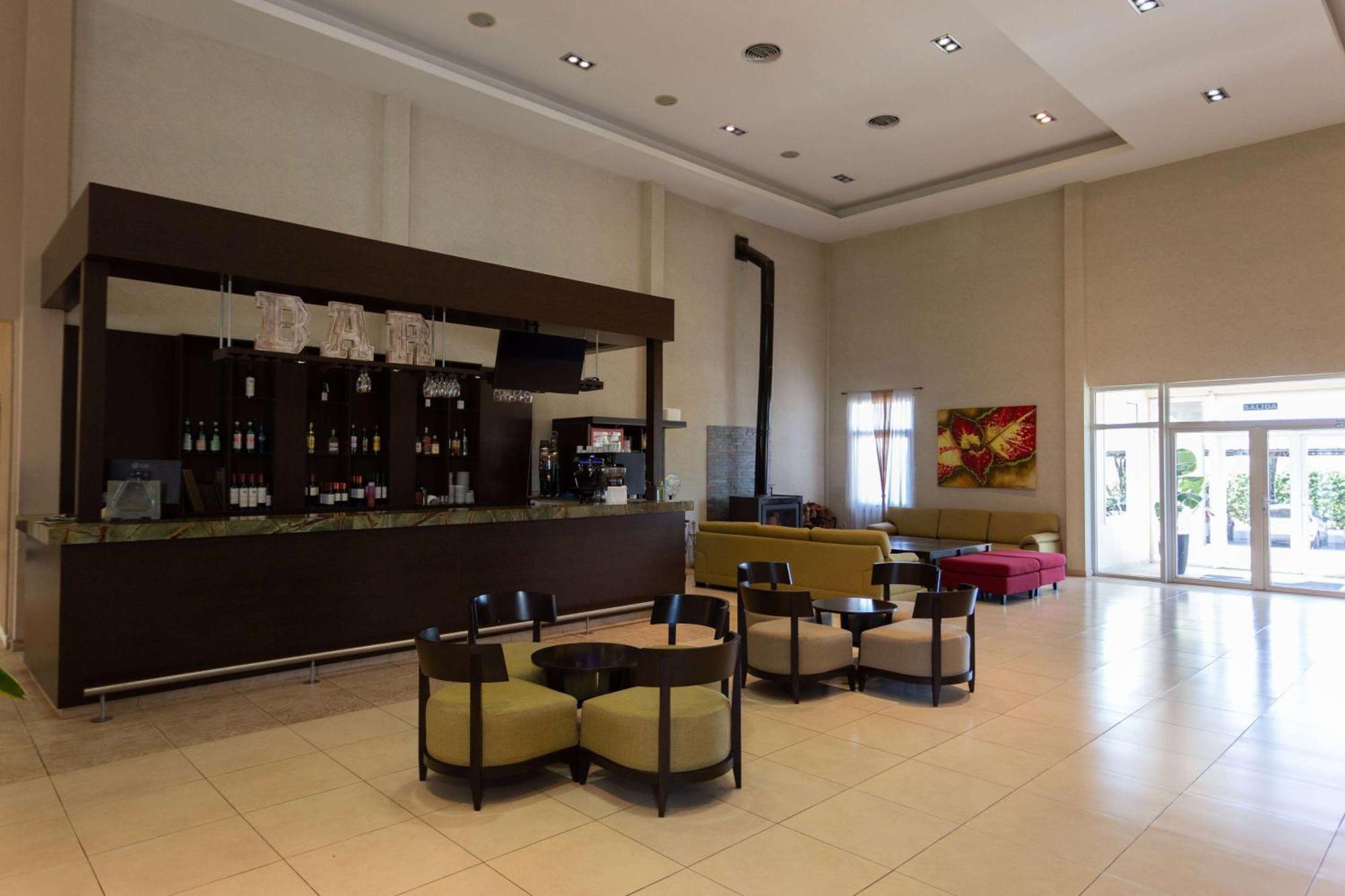 Hotel Howard Johnson &