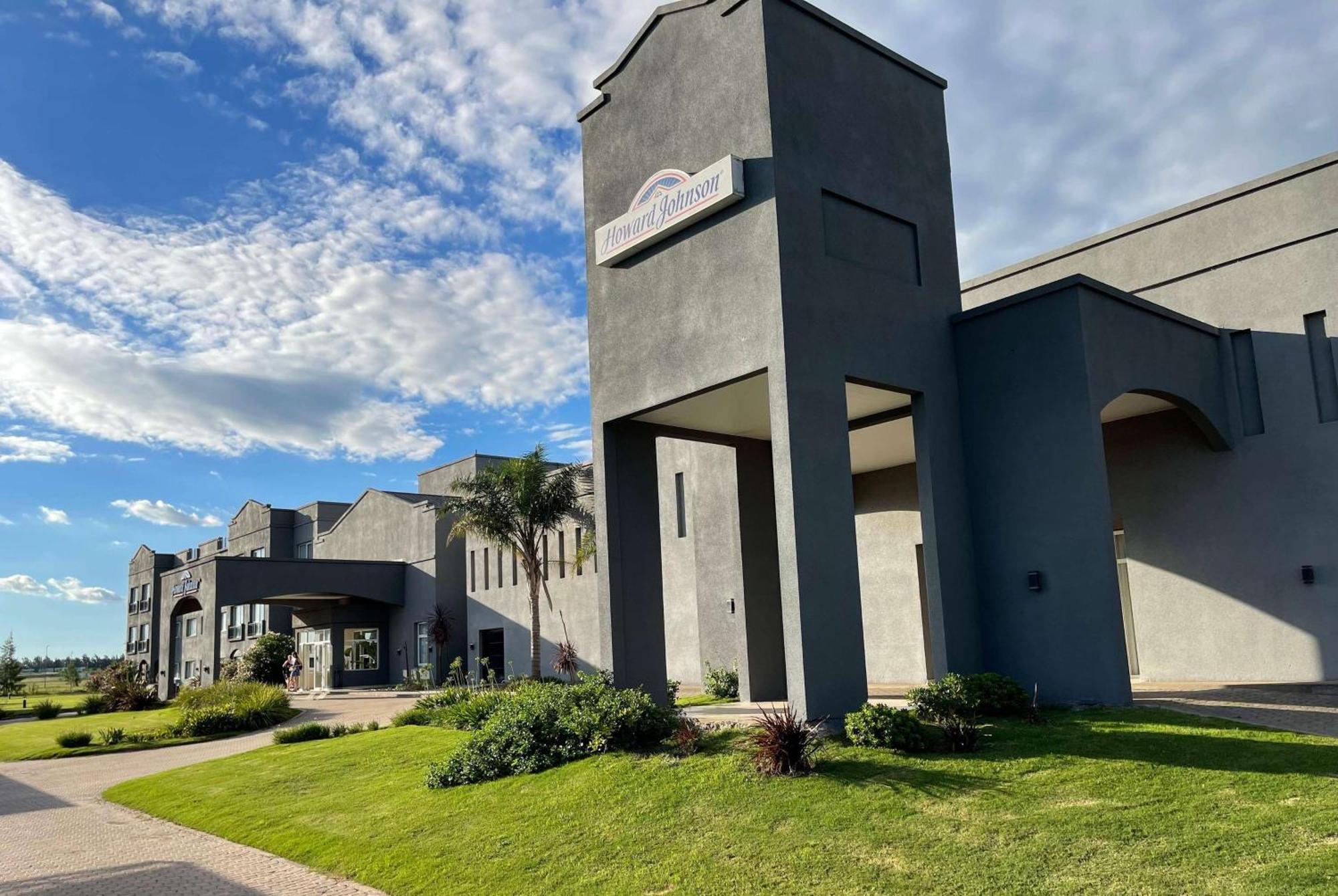 Hotel Howard Johnson & 4*