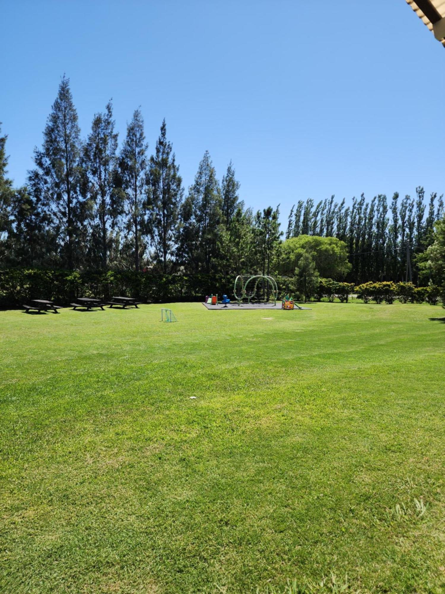 Hotel Howard Johnson & 4*
