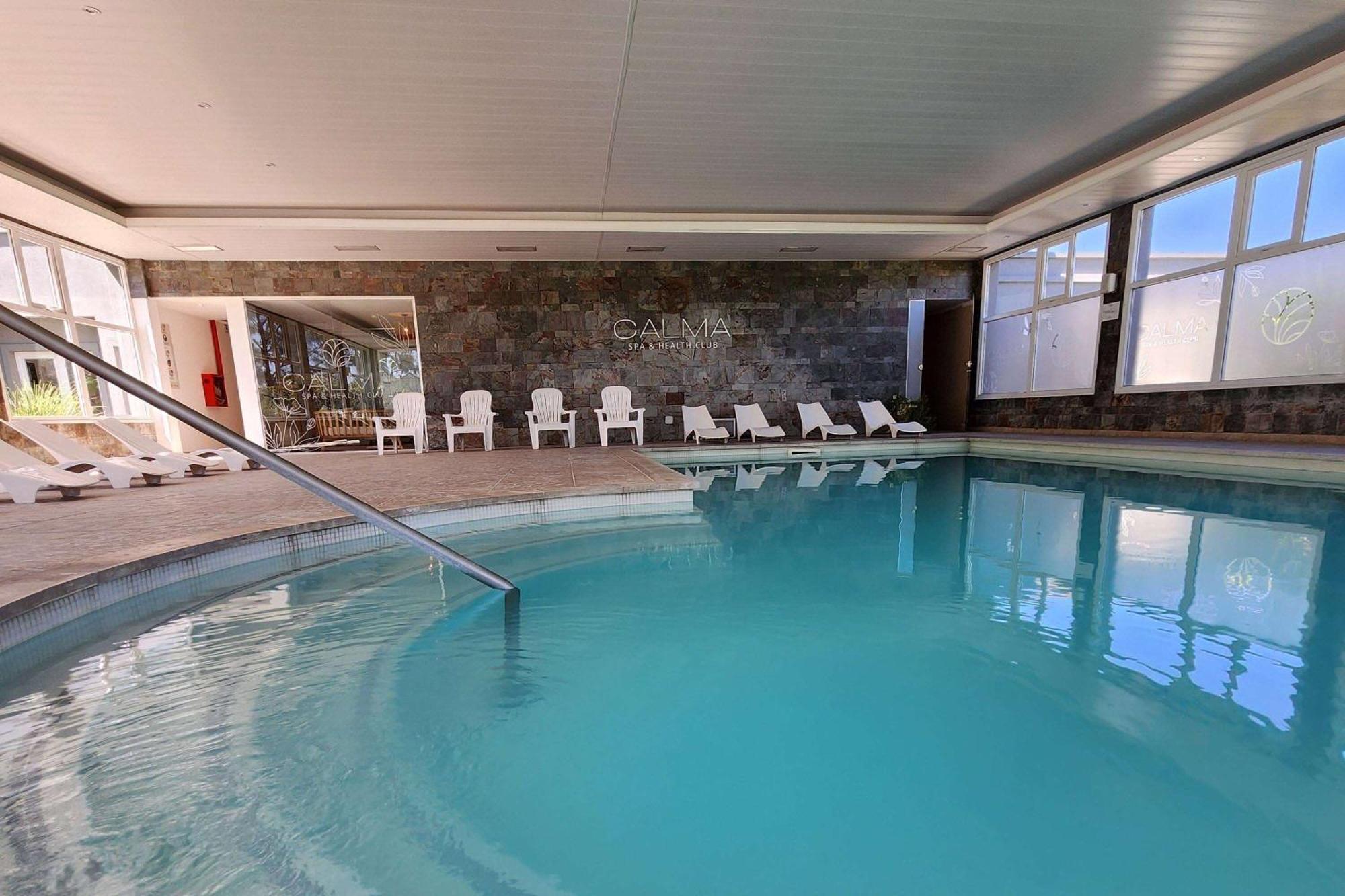 Hotel Howard Johnson & Funes